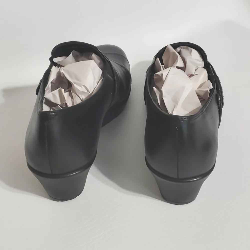 Walking Cradle Loafers Black Leather Upper